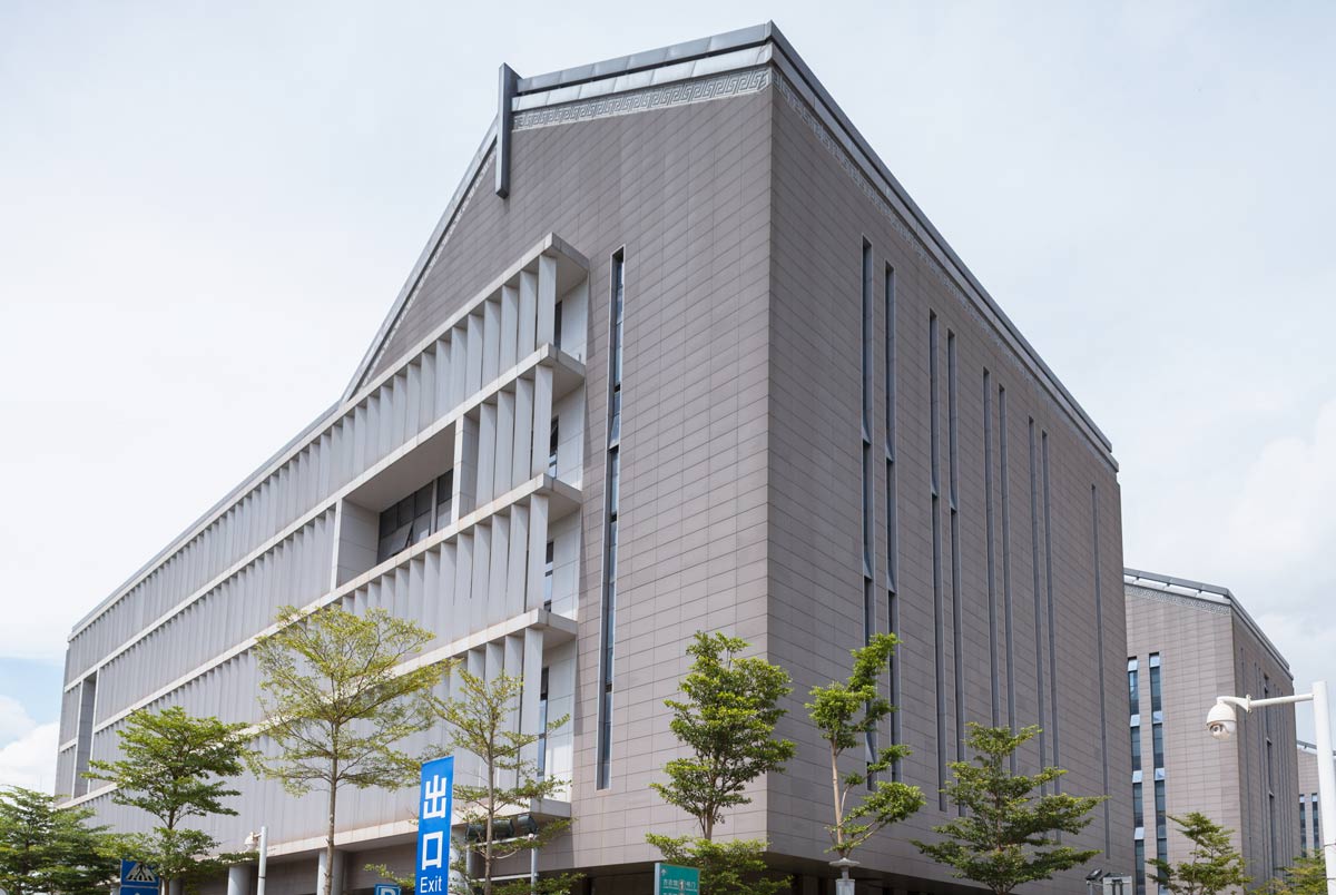 喷砂陶土幕墙附属建筑.jpg