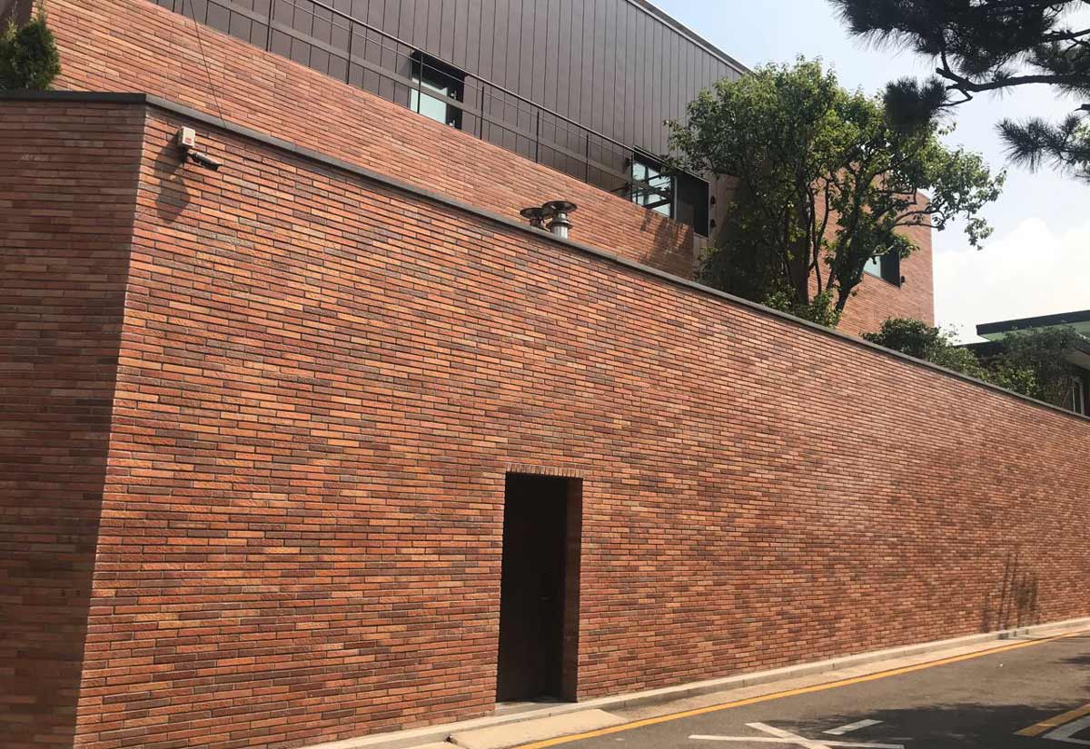 火焰色长砖.jpg