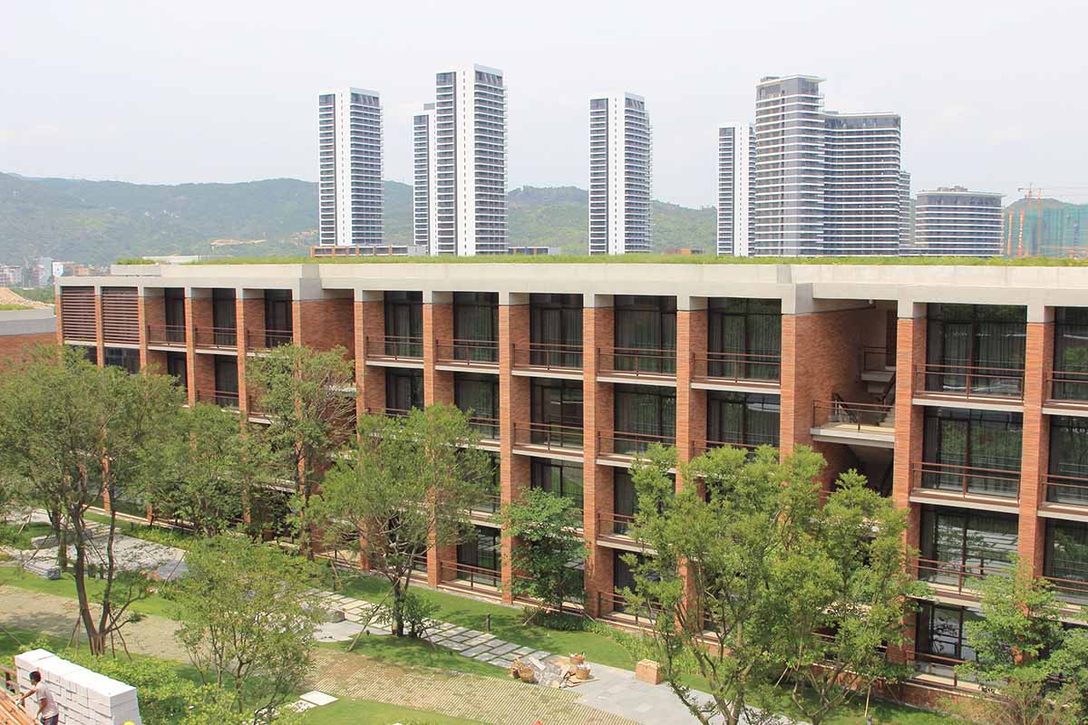 Foster设计的长砖项目实景.jpg
