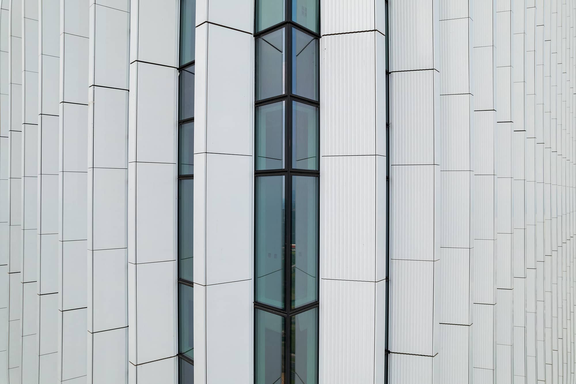 釉面陶板超高层建筑.jpg